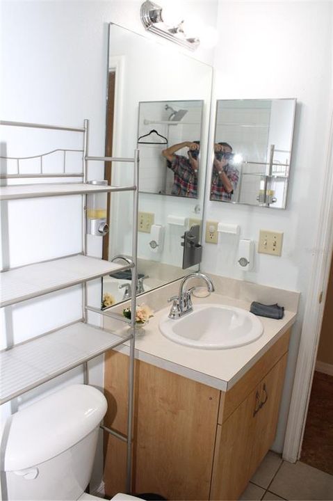 Activo con contrato: $449,000 (4 camas, 3 baños, 1779 Pies cuadrados)