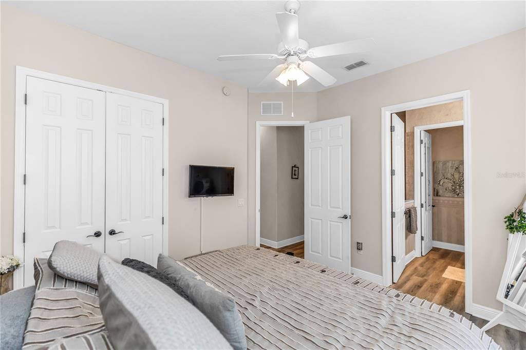 For Sale: $749,999 (4 beds, 3 baths, 3362 Square Feet)