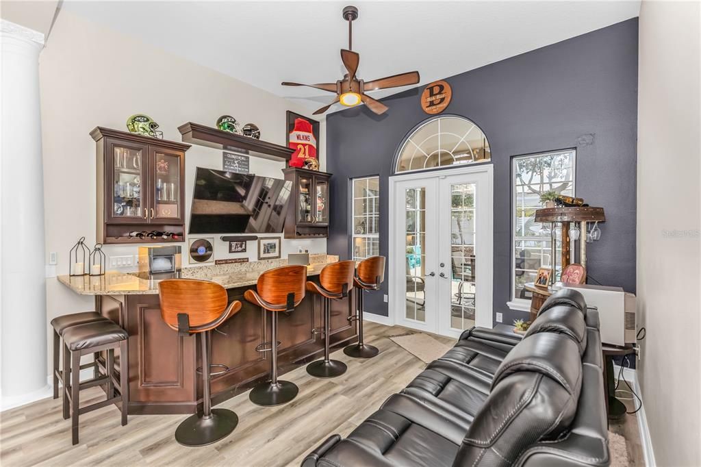 For Sale: $749,999 (4 beds, 3 baths, 3362 Square Feet)