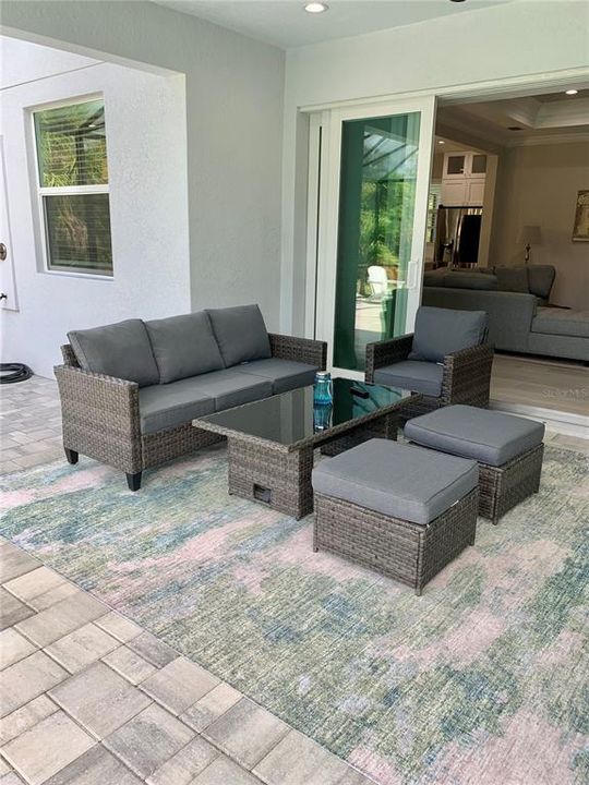 В аренду: $3,850 (3 спален, 2 ванн, 1854 Квадратных фут)