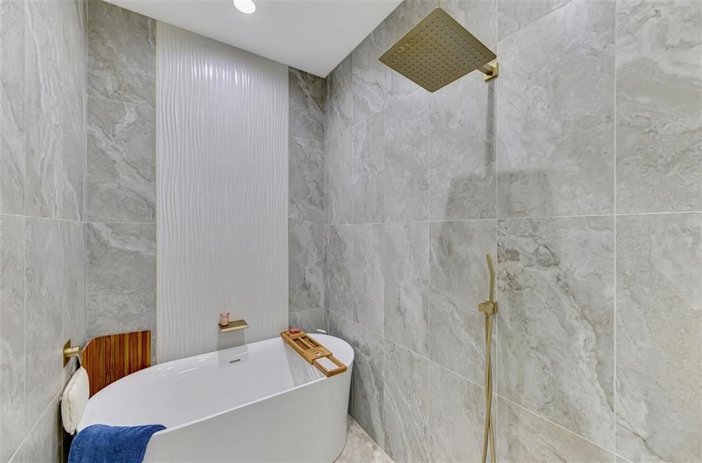 В аренду: $3,850 (3 спален, 2 ванн, 1854 Квадратных фут)