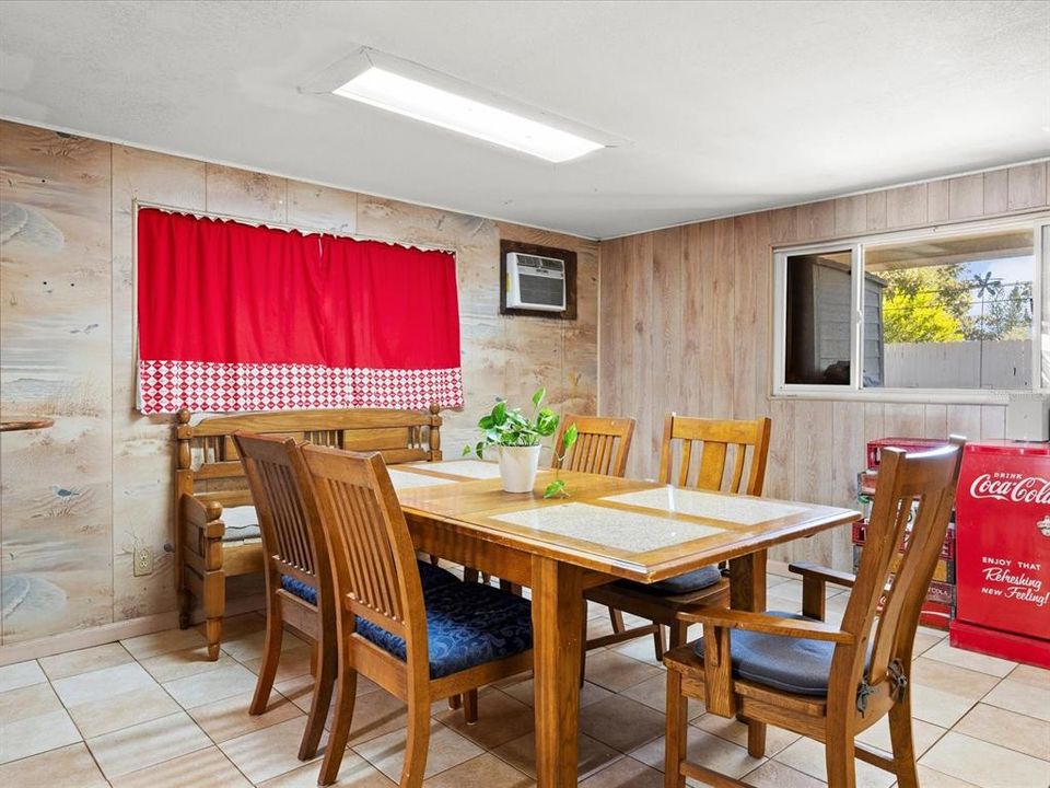 Active With Contract: $330,000 (4 beds, 2 baths, 1808 Square Feet)