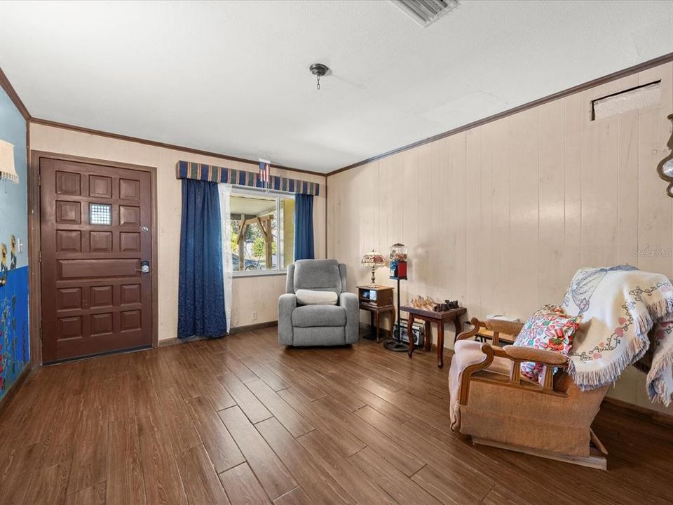 Active With Contract: $330,000 (4 beds, 2 baths, 1808 Square Feet)