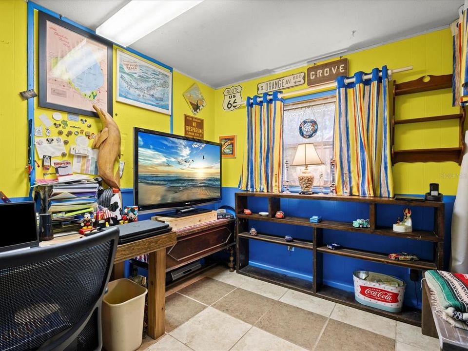 Active With Contract: $330,000 (4 beds, 2 baths, 1808 Square Feet)