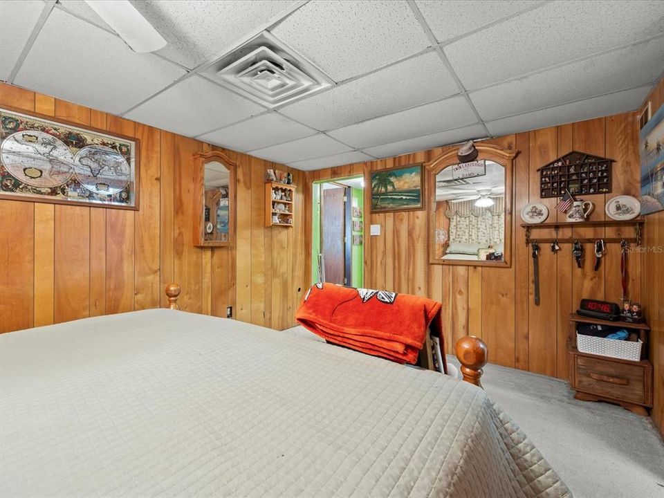 Active With Contract: $330,000 (4 beds, 2 baths, 1808 Square Feet)