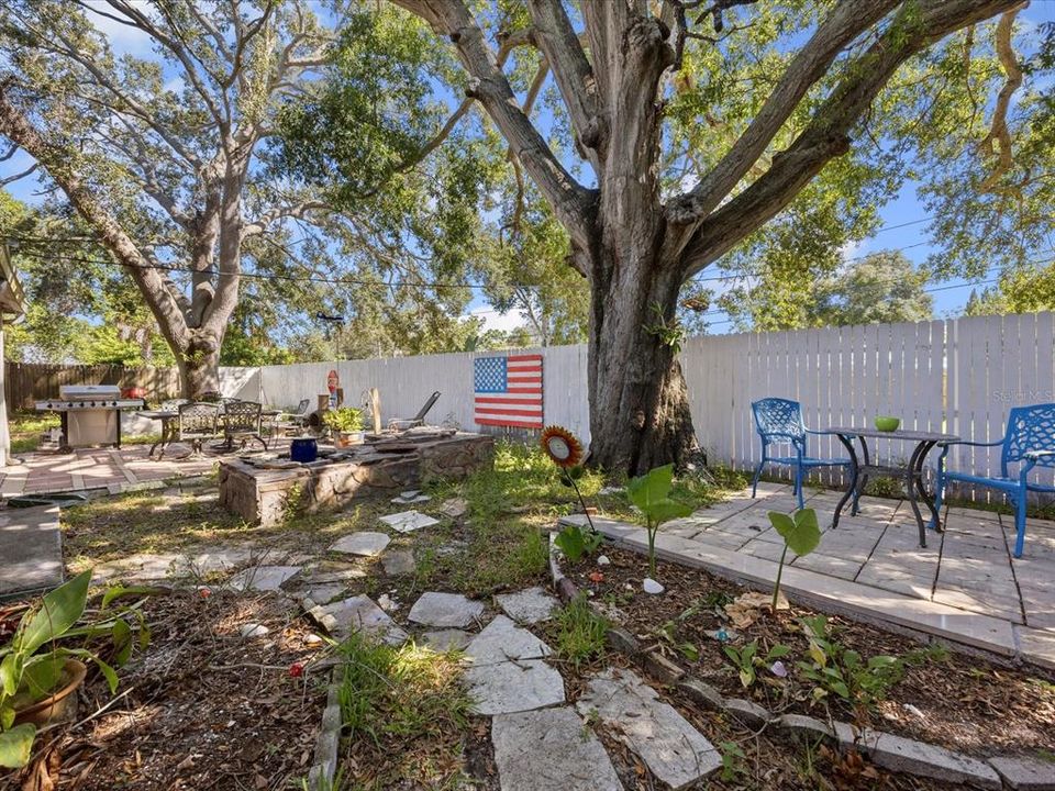 Active With Contract: $330,000 (4 beds, 2 baths, 1808 Square Feet)