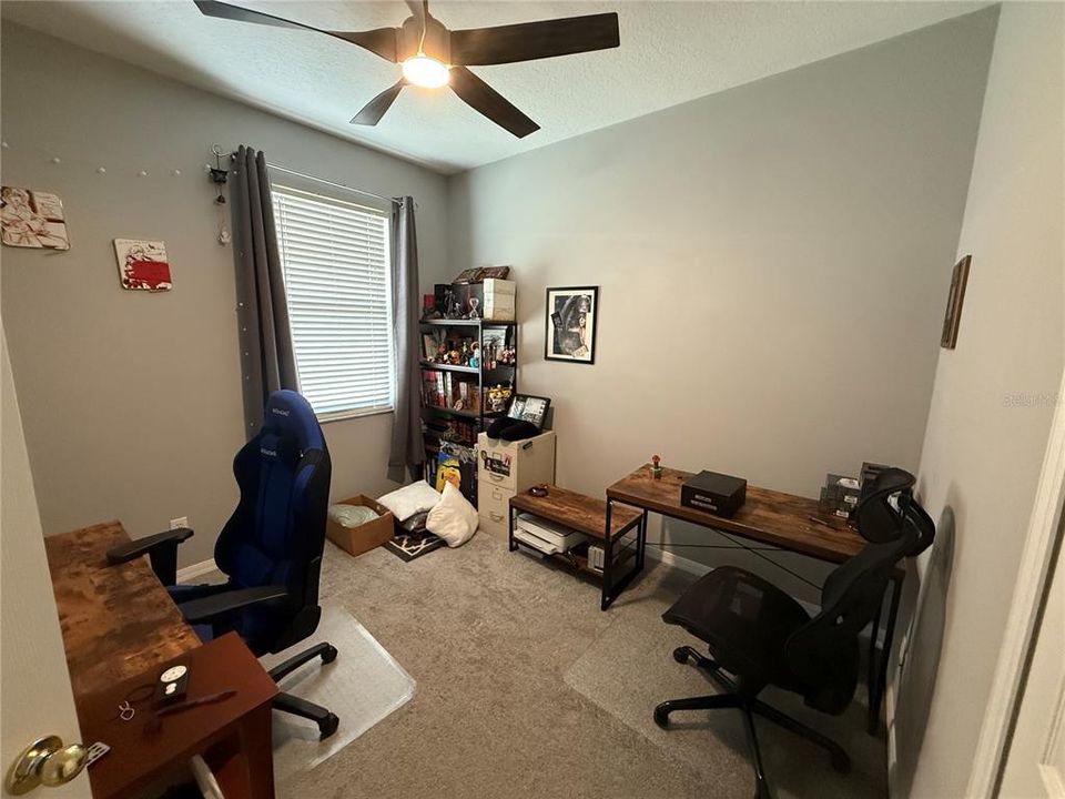 En Renta: $2,497 (4 camas, 2 baños, 1972 Pies cuadrados)