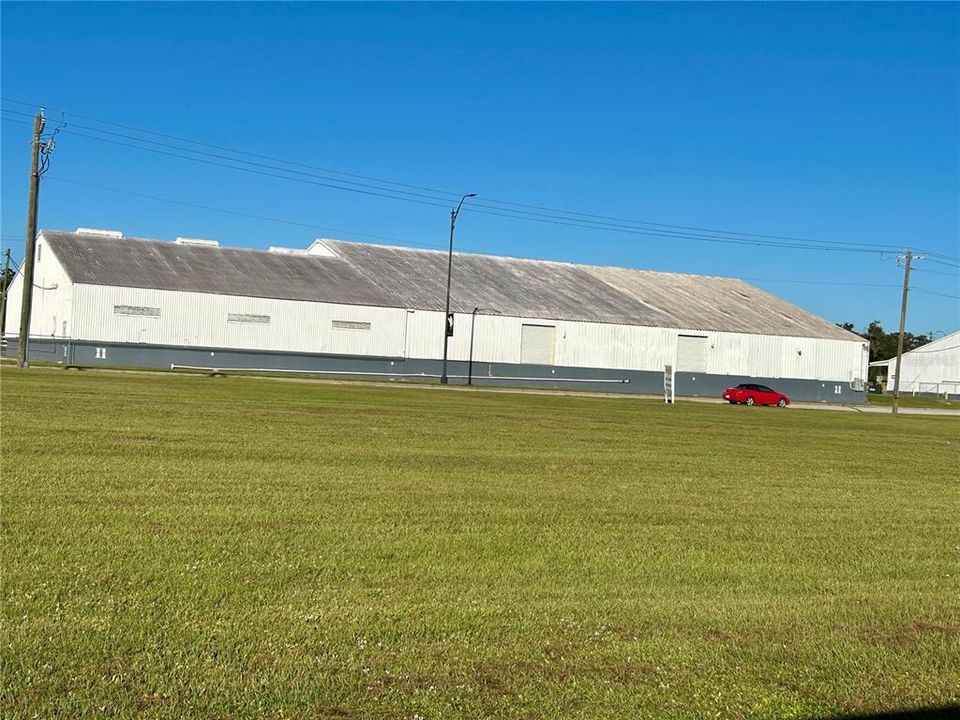 For Sale: $1,000,000 (1.52 acres)