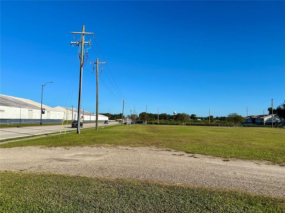 For Sale: $1,000,000 (1.52 acres)