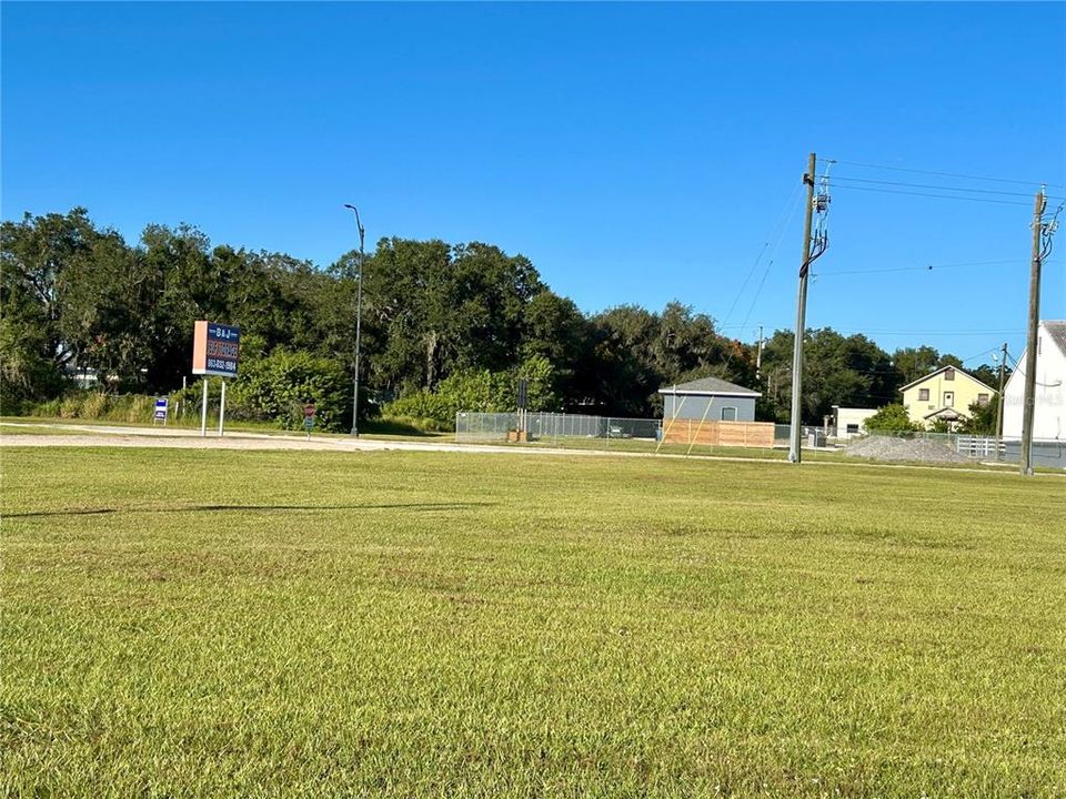 For Sale: $1,000,000 (1.52 acres)