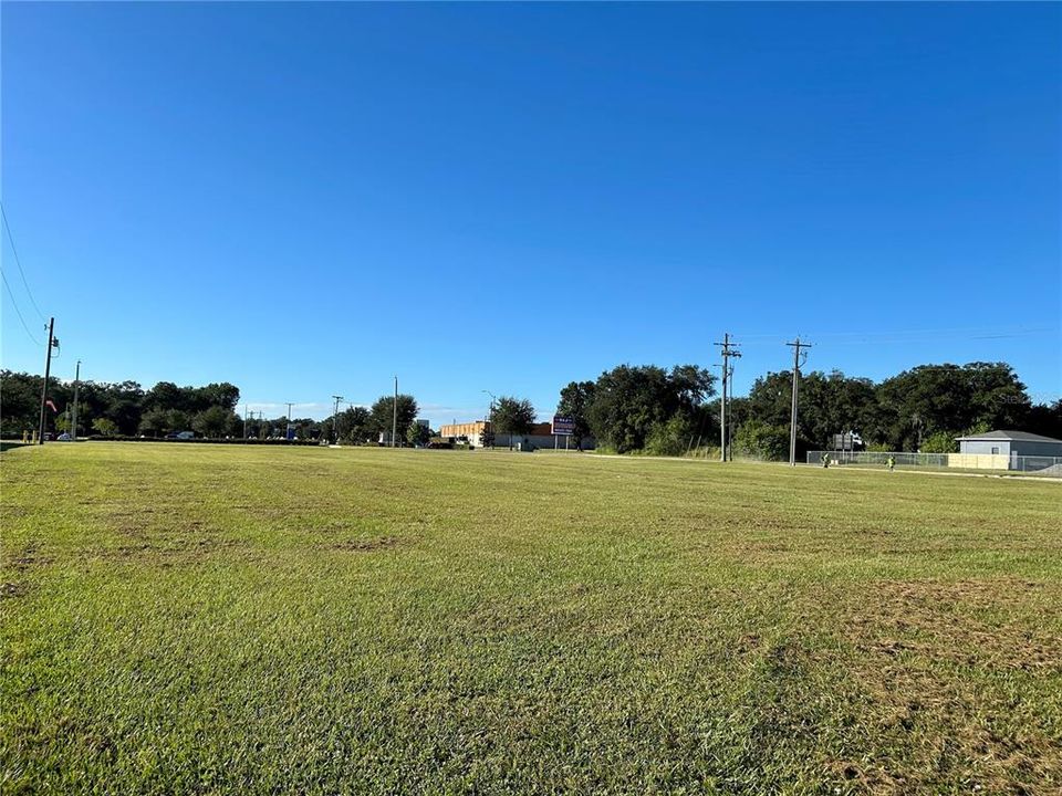 For Sale: $1,000,000 (1.52 acres)