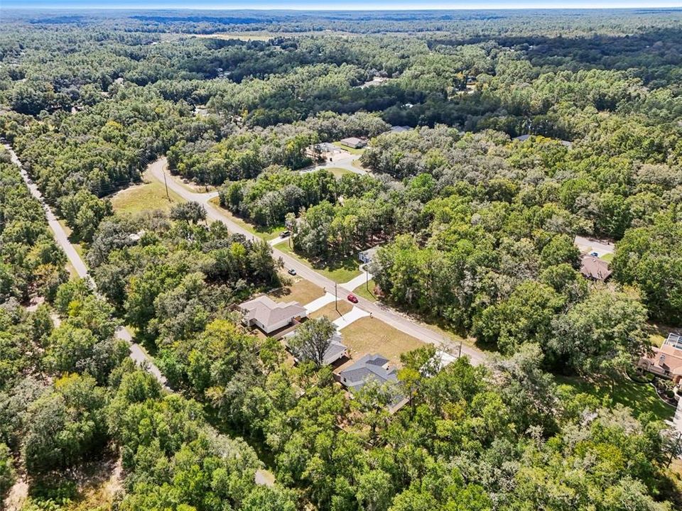 合同活跃: $299,900 (4 贝兹, 2 浴室, 1751 平方英尺)