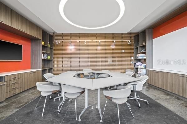 En Venta: $730,000 (4 camas, 3 baños, 2879 Pies cuadrados)