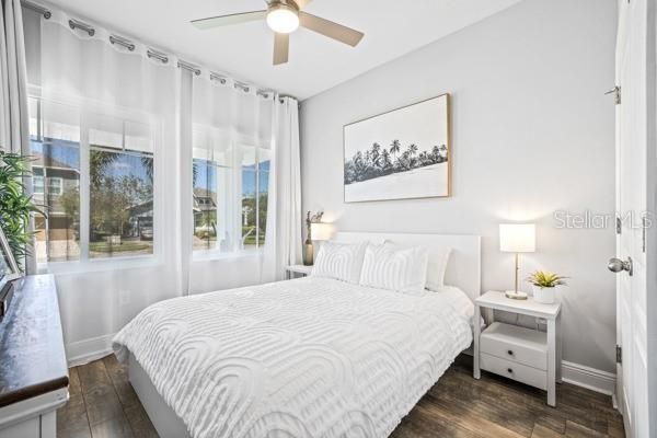 En Venta: $730,000 (4 camas, 3 baños, 2879 Pies cuadrados)