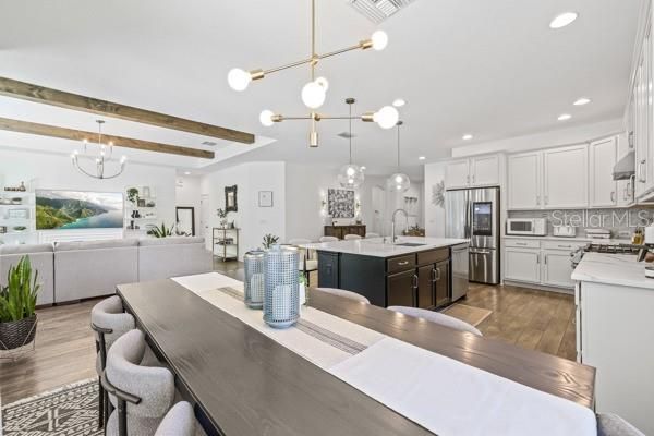 En Venta: $730,000 (4 camas, 3 baños, 2879 Pies cuadrados)