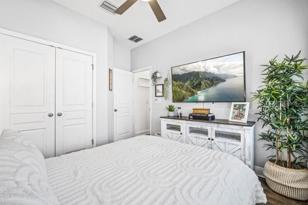 En Venta: $730,000 (4 camas, 3 baños, 2879 Pies cuadrados)