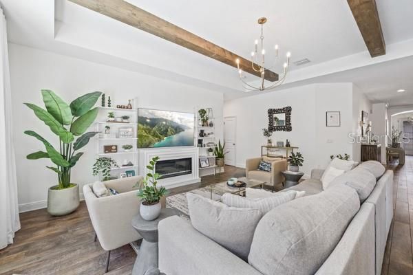 En Venta: $730,000 (4 camas, 3 baños, 2879 Pies cuadrados)