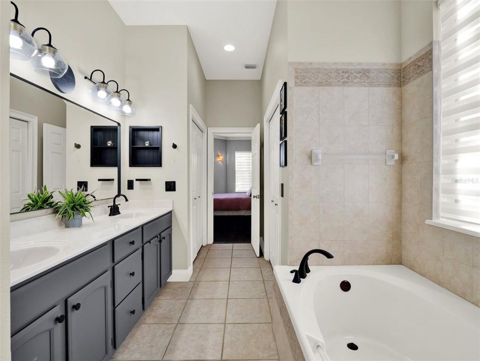 For Sale: $1,549,900 (4 beds, 4 baths, 4496 Square Feet)