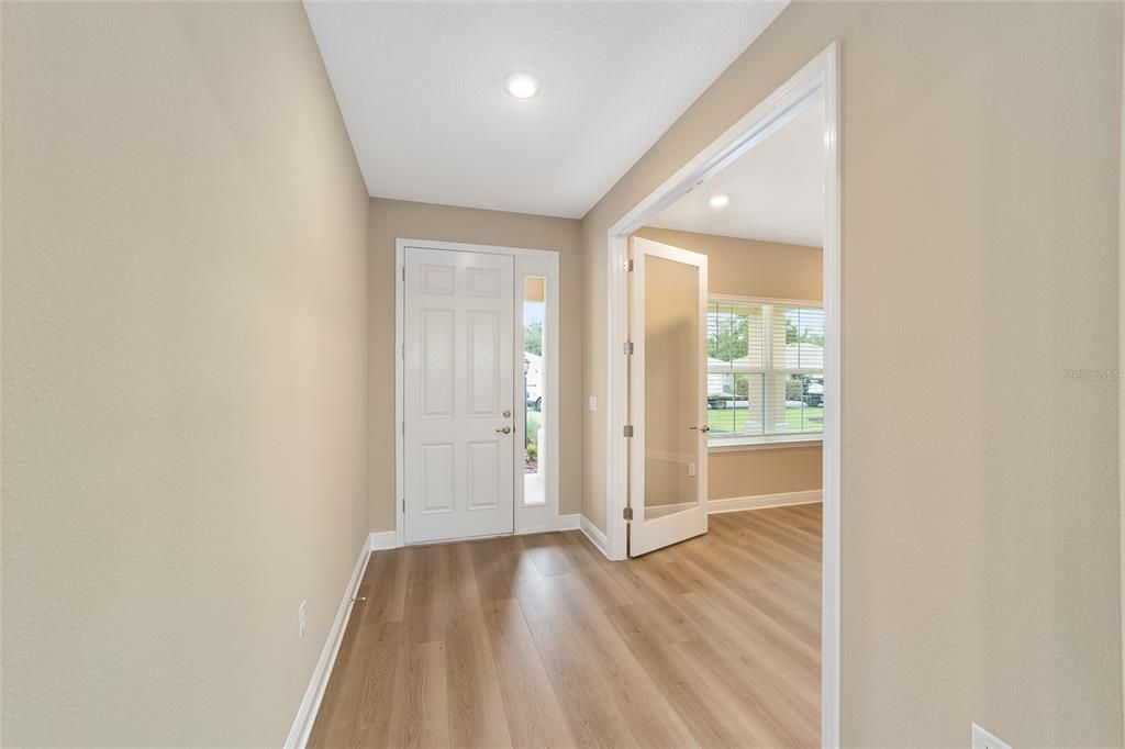 Activo con contrato: $387,000 (3 camas, 2 baños, 2297 Pies cuadrados)