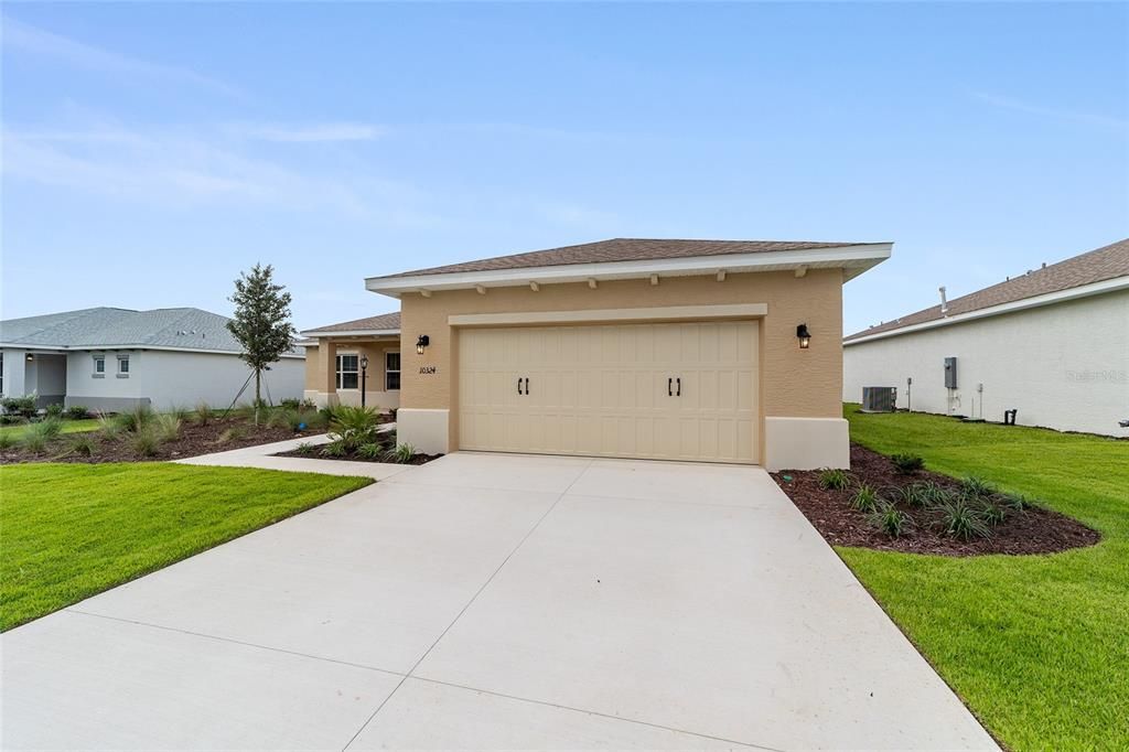 Activo con contrato: $387,000 (3 camas, 2 baños, 2297 Pies cuadrados)