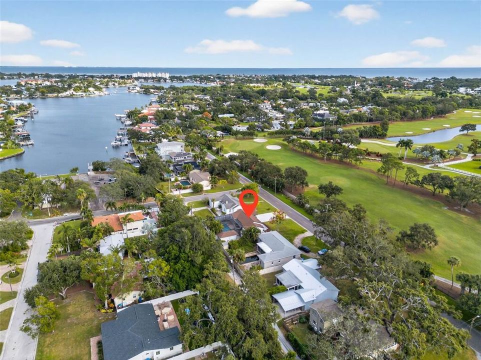 Под контрактом: $699,000 (3 спален, 2 ванн, 1450 Квадратных фут)