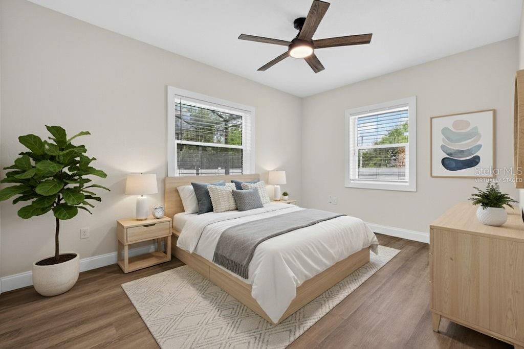 Под контрактом: $699,000 (3 спален, 2 ванн, 1450 Квадратных фут)