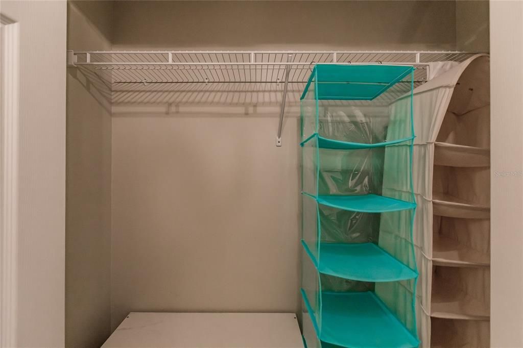 For Sale: $297,400 (2 beds, 2 baths, 1356 Square Feet)