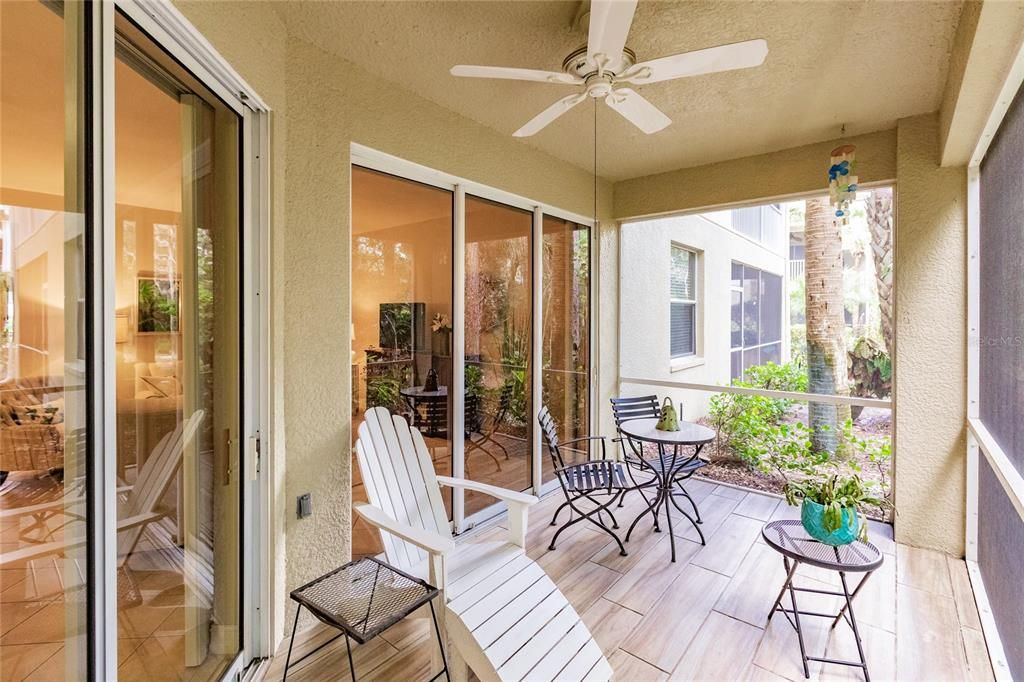 For Sale: $297,400 (2 beds, 2 baths, 1356 Square Feet)