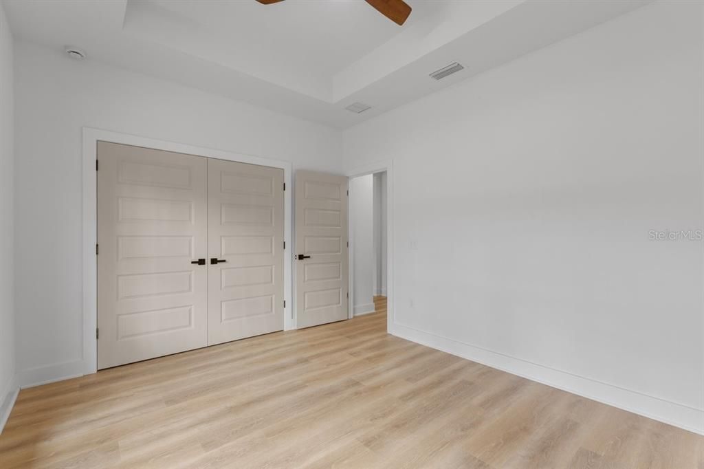 待售: $299,900 (3 贝兹, 2 浴室, 1550 平方英尺)