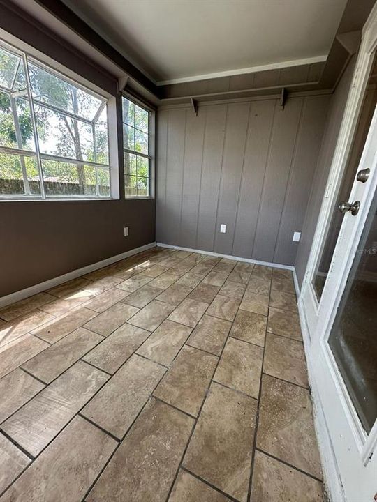 For Sale: $259,000 (4 beds, 2 baths, 1544 Square Feet)