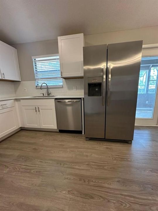 For Sale: $259,000 (4 beds, 2 baths, 1544 Square Feet)