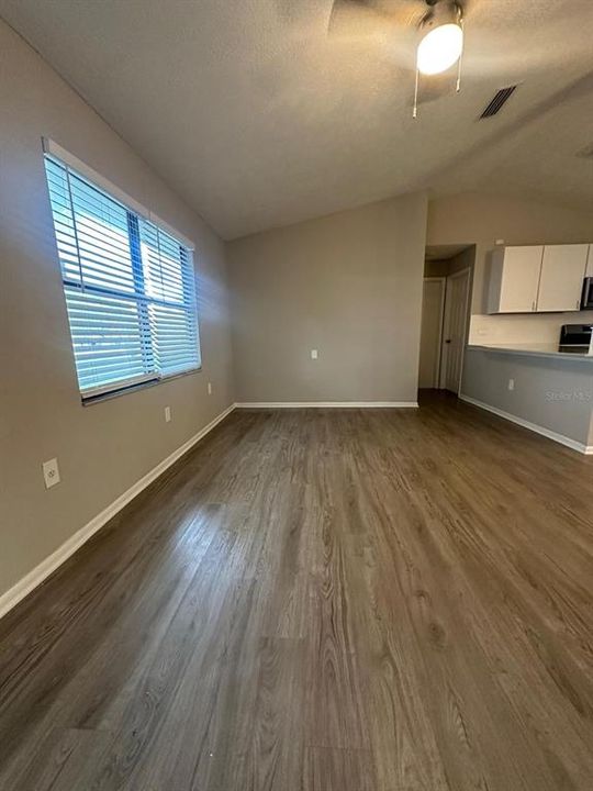 For Sale: $259,000 (4 beds, 2 baths, 1544 Square Feet)