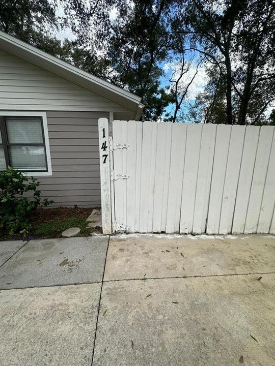 For Sale: $259,000 (4 beds, 2 baths, 1544 Square Feet)