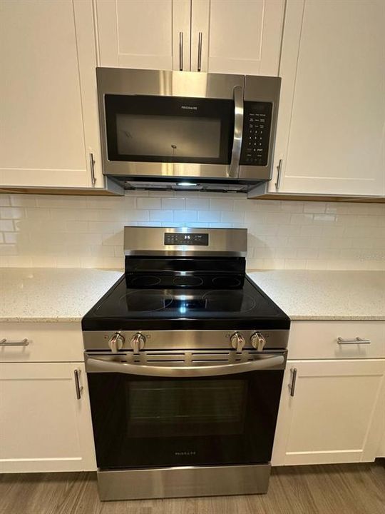 For Sale: $259,000 (4 beds, 2 baths, 1544 Square Feet)