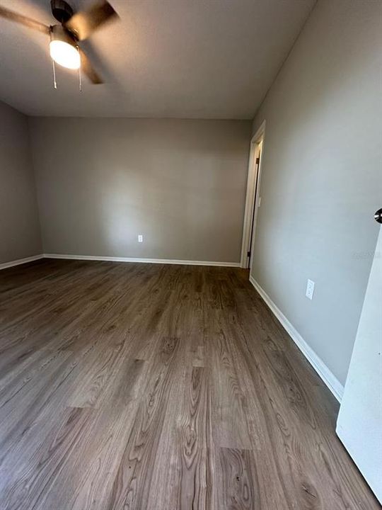 For Sale: $259,000 (4 beds, 2 baths, 1544 Square Feet)