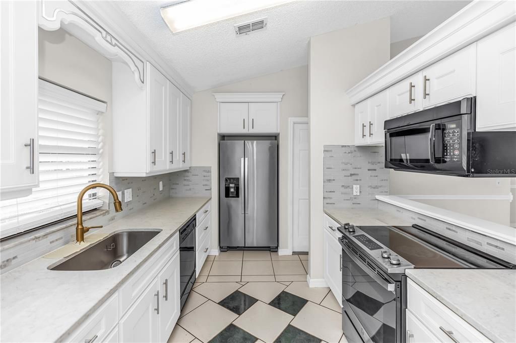 En Venta: $344,900 (3 camas, 2 baños, 1500 Pies cuadrados)