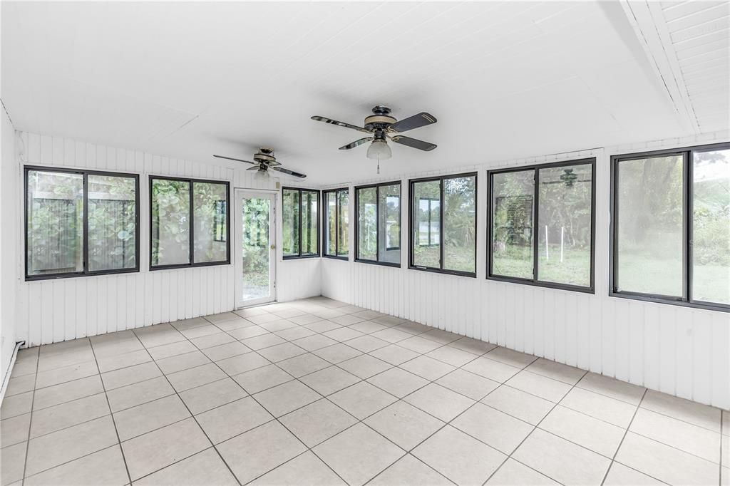 En Venta: $344,900 (3 camas, 2 baños, 1500 Pies cuadrados)