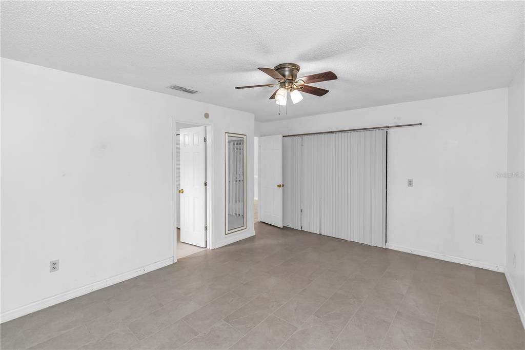 En Venta: $344,900 (3 camas, 2 baños, 1500 Pies cuadrados)