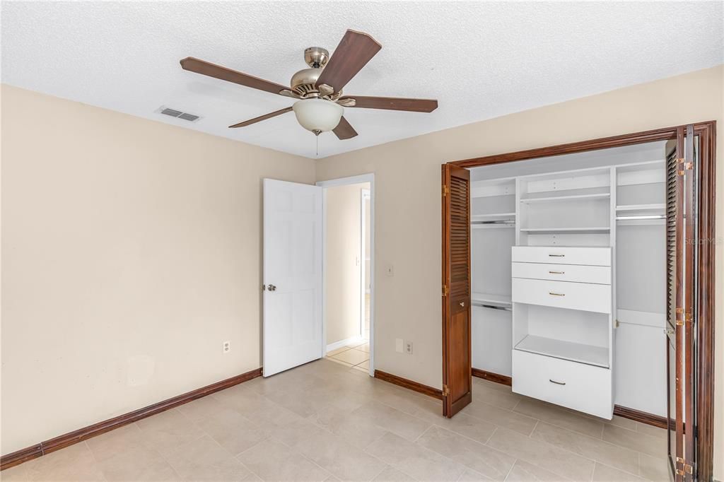 En Venta: $344,900 (3 camas, 2 baños, 1500 Pies cuadrados)