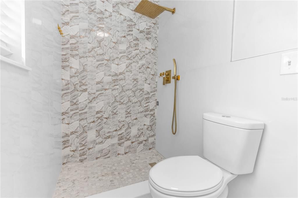 En Venta: $344,900 (3 camas, 2 baños, 1500 Pies cuadrados)