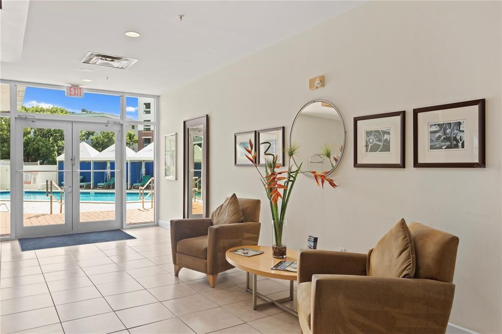 На продажу: $299,000 (1 спален, 1 ванн, 859 Квадратных фут)