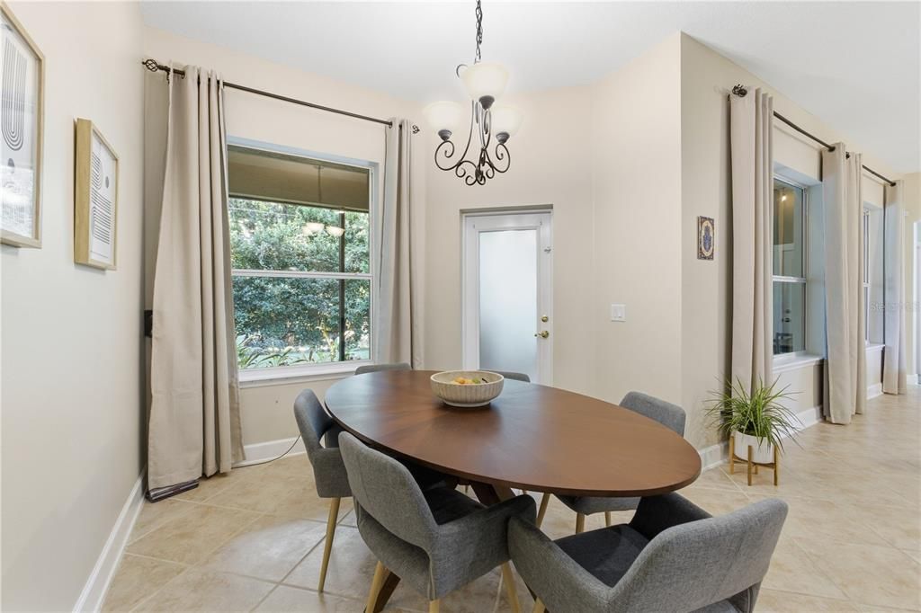 For Sale: $674,999 (4 beds, 4 baths, 3562 Square Feet)