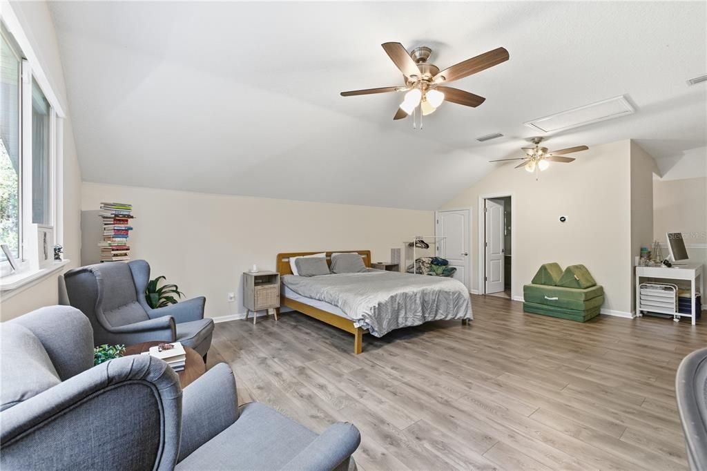 For Sale: $674,999 (4 beds, 4 baths, 3562 Square Feet)