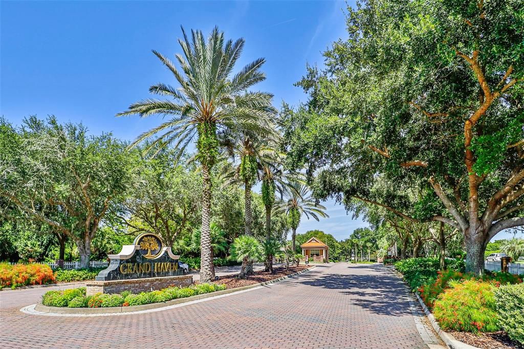 For Sale: $674,999 (4 beds, 4 baths, 3562 Square Feet)