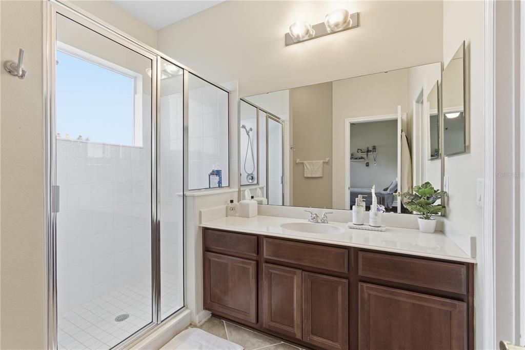 For Sale: $674,999 (4 beds, 4 baths, 3562 Square Feet)