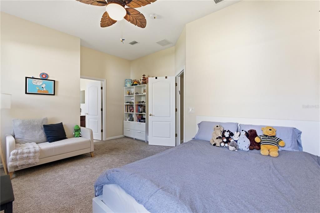 For Sale: $674,999 (4 beds, 4 baths, 3562 Square Feet)