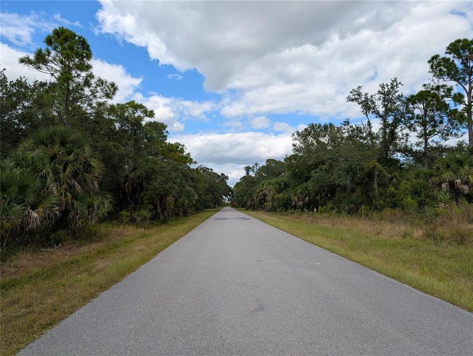 待售: $12,000 (0.23 acres)