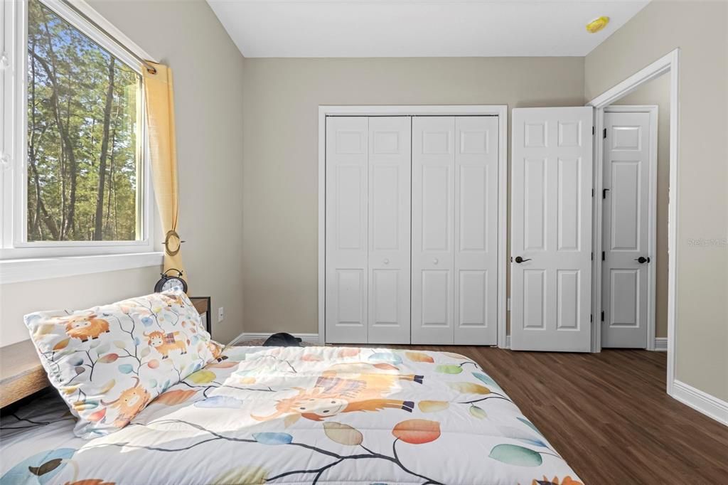 En Venta: $370,000 (3 camas, 2 baños, 1907 Pies cuadrados)