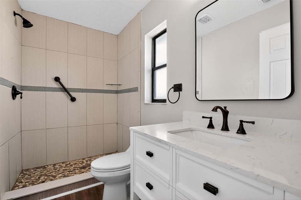 Active With Contract: $274,900 (2 beds, 2 baths, 1551 Square Feet)