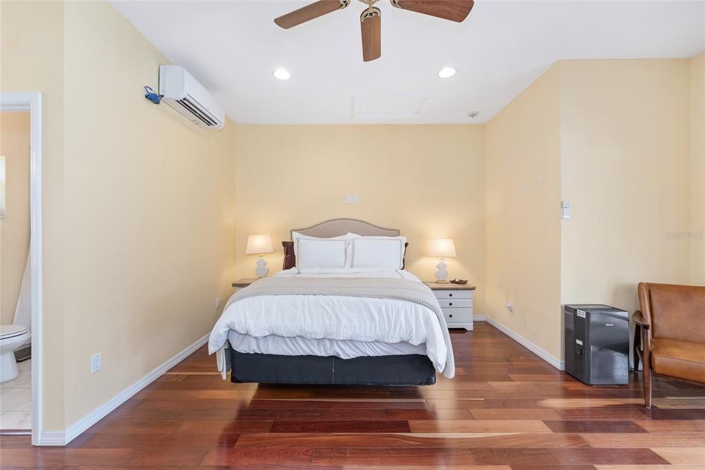 For Sale: $2,650,000 (5 beds, 4 baths, 3454 Square Feet)